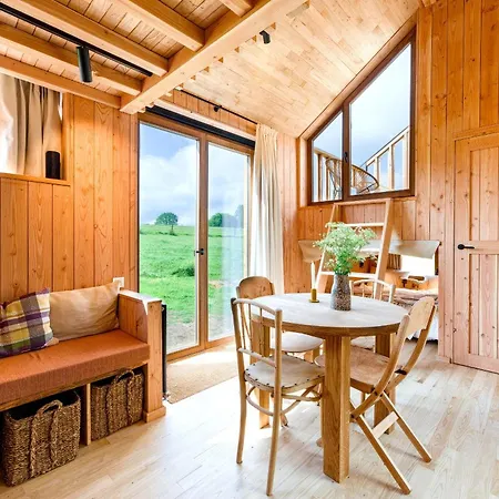 Les Champêtres - Le Domaine Des Trois Tilleuls Lodge *
