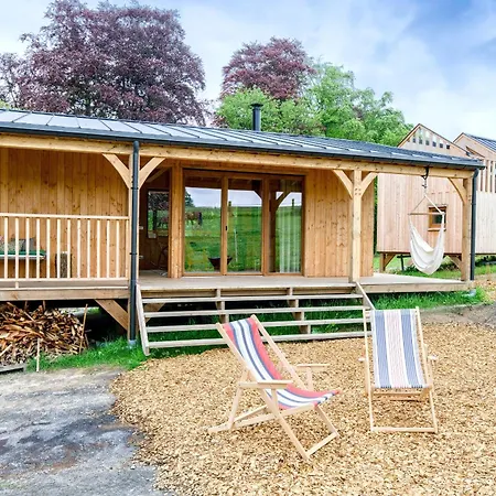 Les Champêtres - Le Domaine Des Trois Tilleuls Lodge *